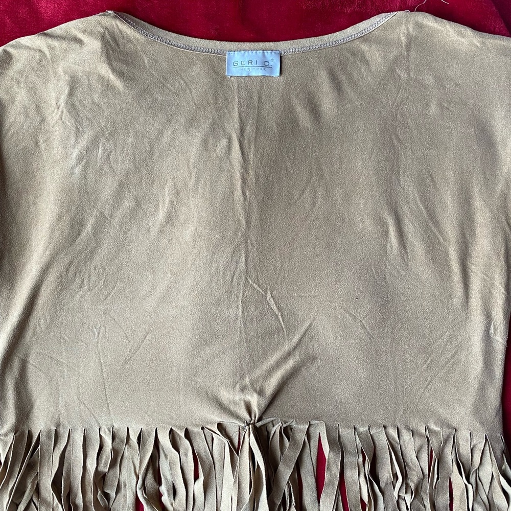 Geric Cropped tan/brown top